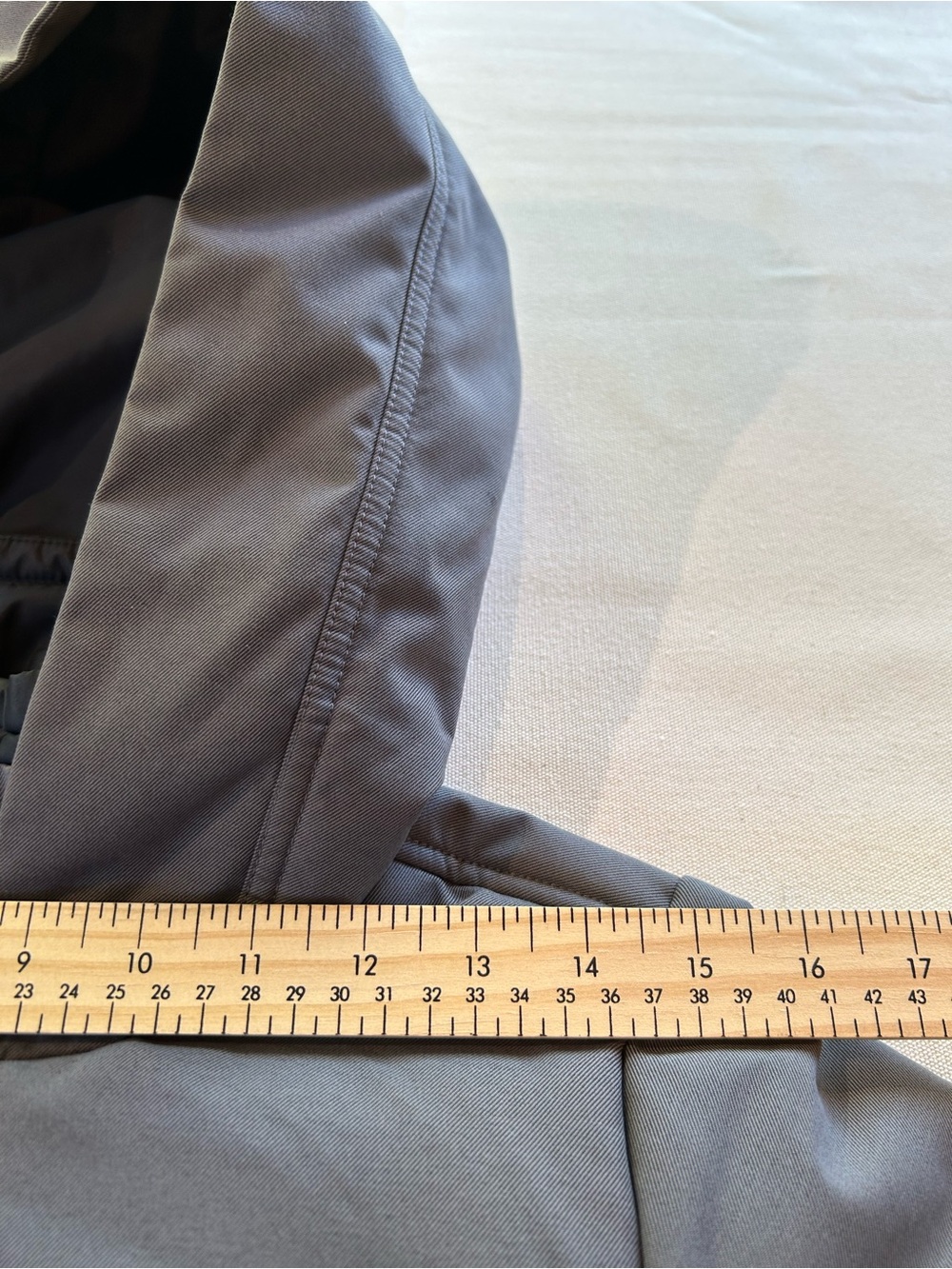 Lolë Montreal Live Out Loud Hybrid Hooded Mid-Length Jacket Coat Grey Black XS - Picture 8 of 12
